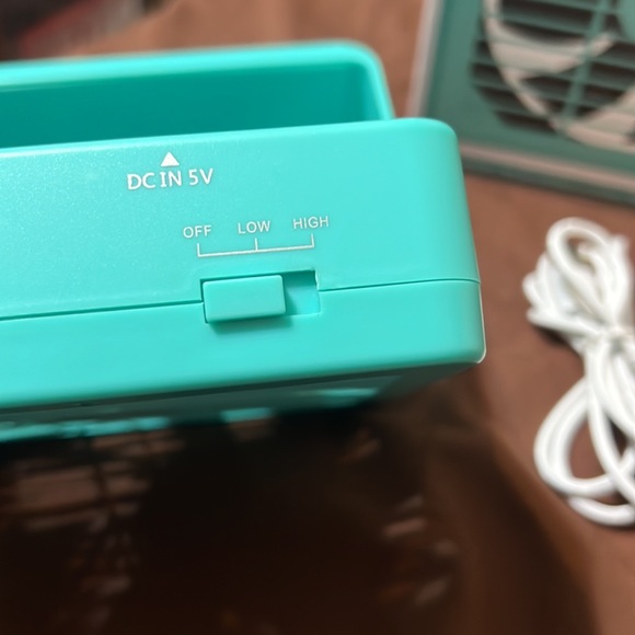 USB Little Big Fan - Green Blue Teal - Great For A Computer Table - Picture 6 of 7